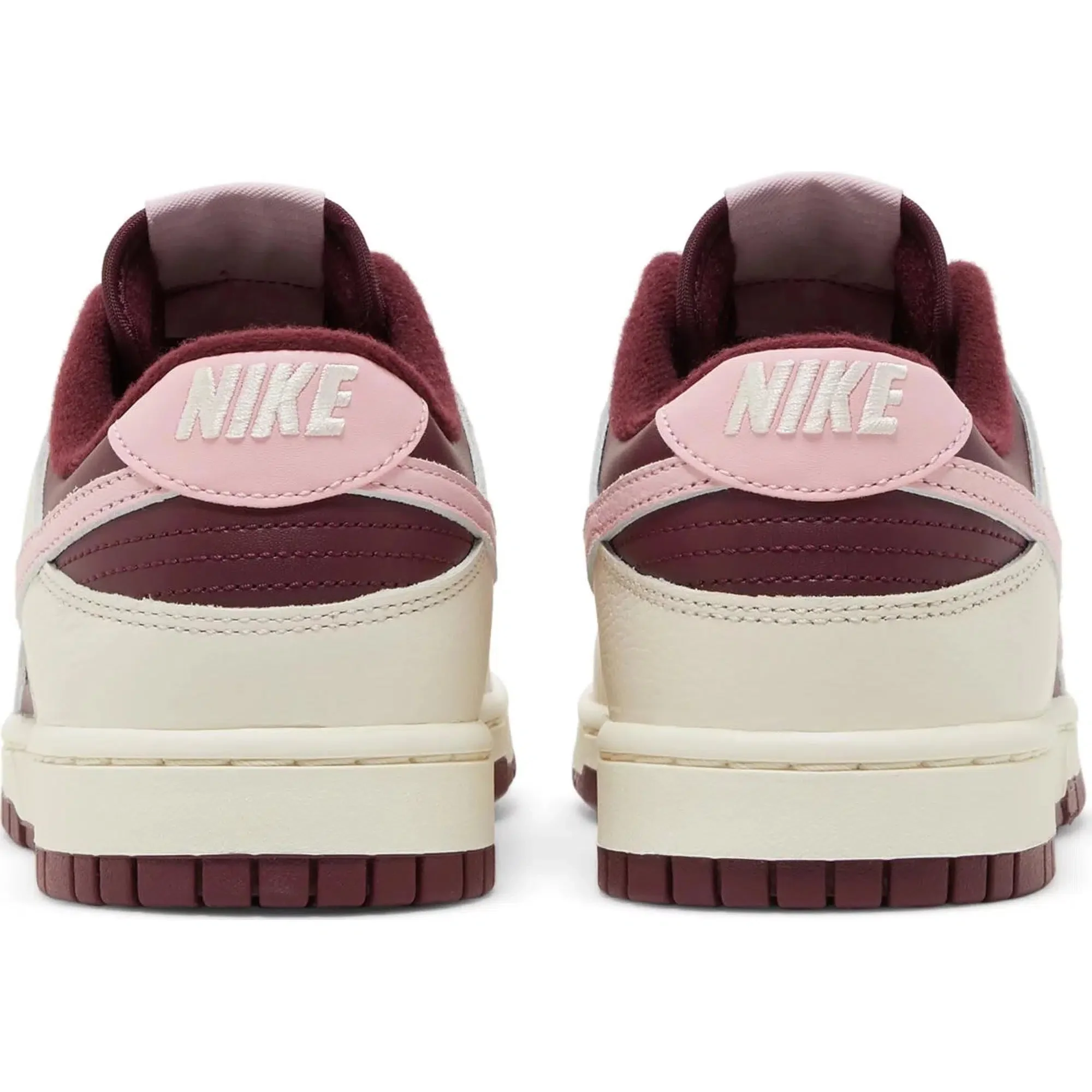 Dunk Low Premium 'Valentine's Day' - Image 4
