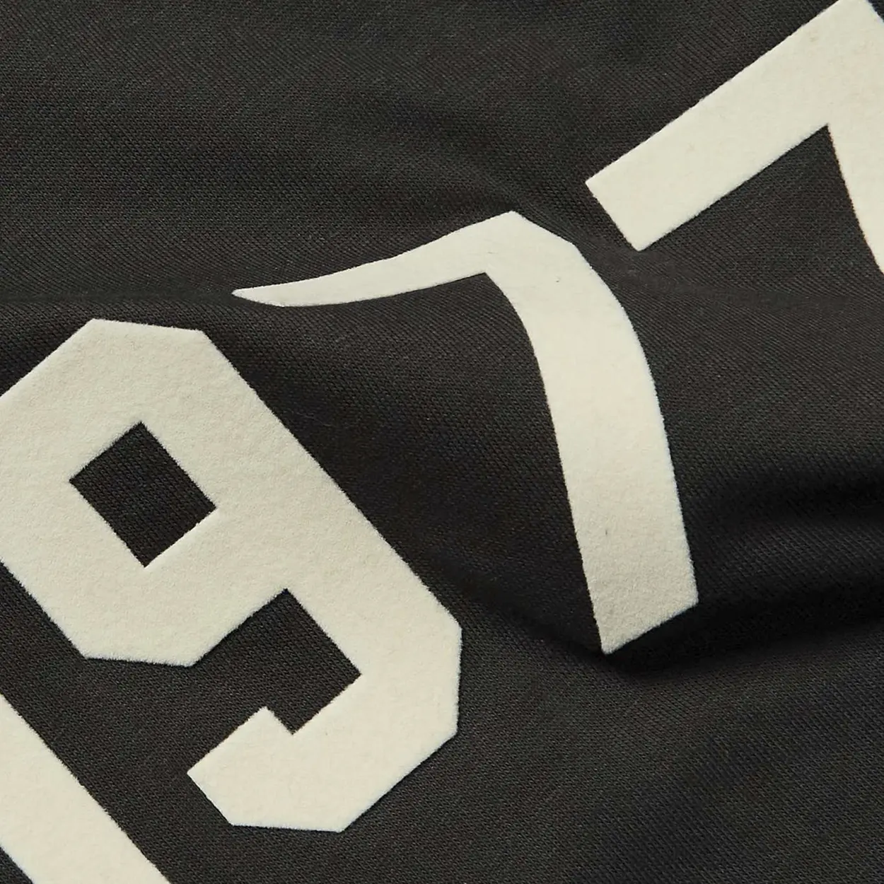Fear of God Essentials Essentials Long Sleeve T-Shirt 'Iron' - Image 2