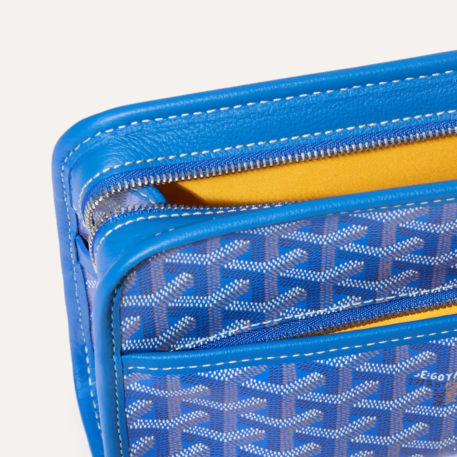 Goyard Jouvence PM Toiletry Bag 'Blue' - Image 3