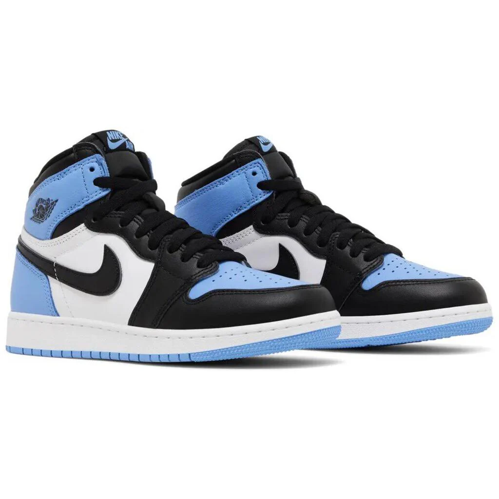 Nike Air Jordan 1 Retro High OG 'UNC Toe' GS - Image 3
