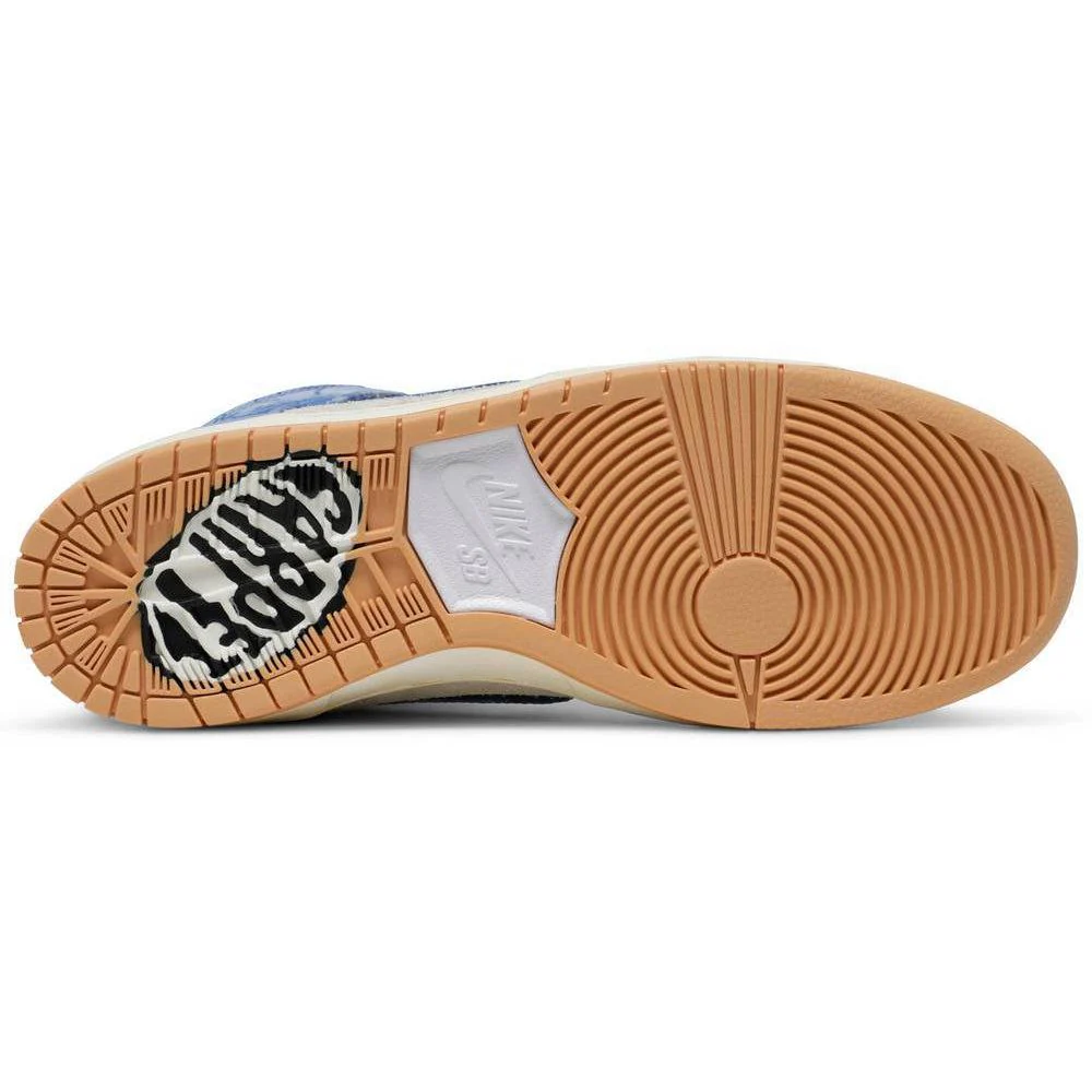 Nike Carpet Company x Dunk High SB - Image 3