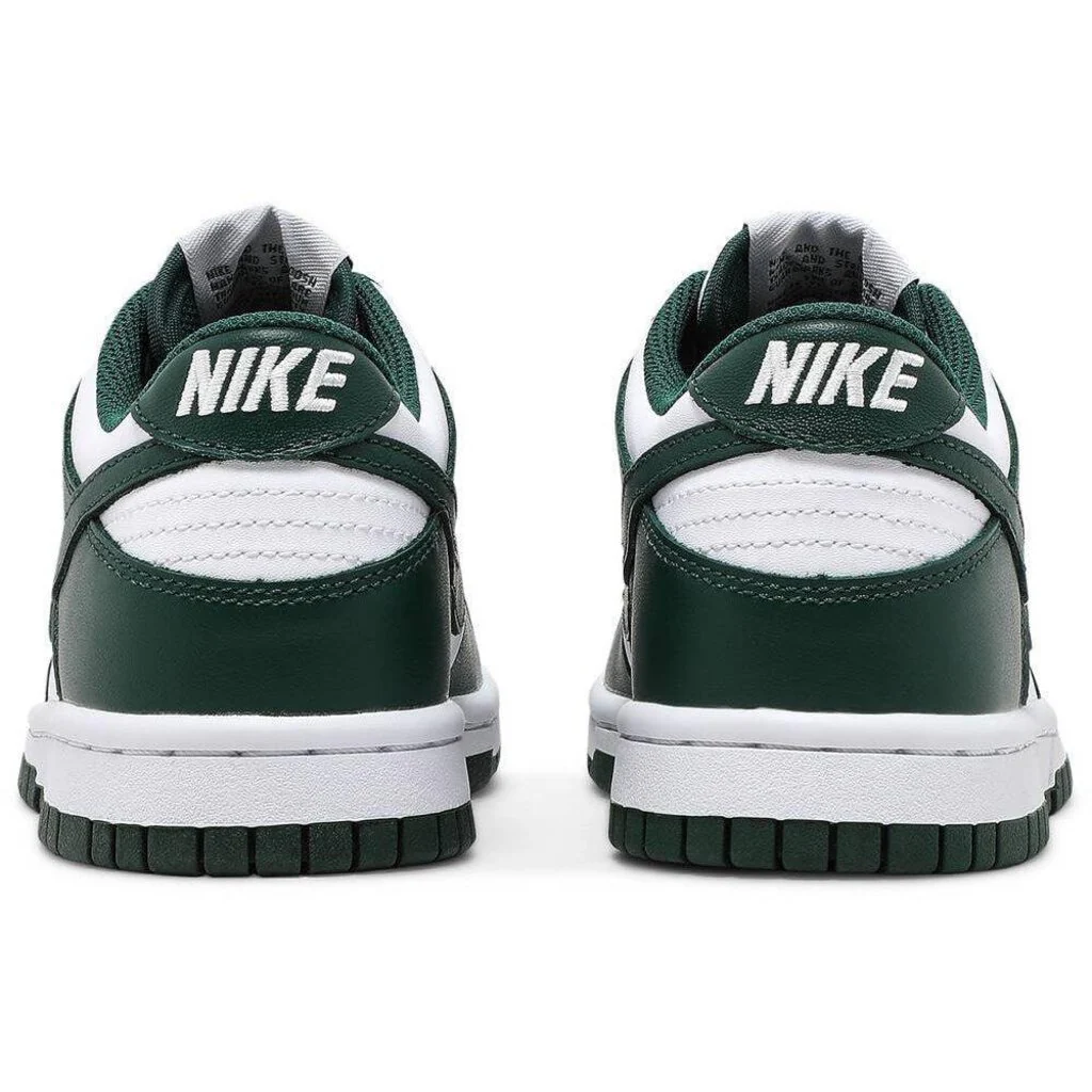 Nike Dunk Low 'Team Green' GS - Image 2