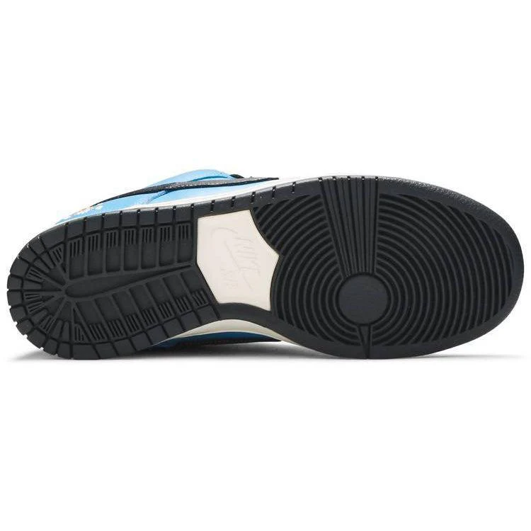 Nike Instant Skateboards x Dunk Low Pro SB QS - Image 3
