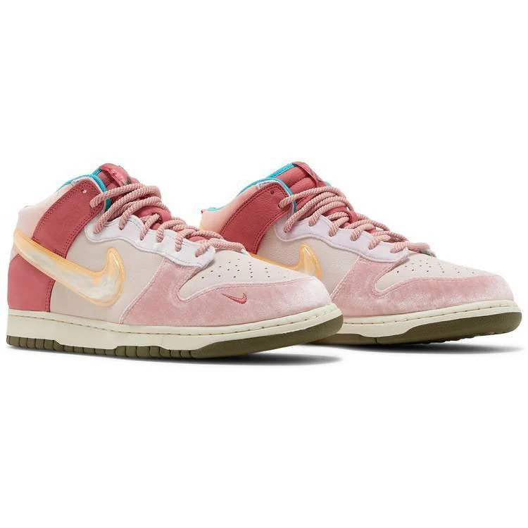 Nike Social Status x Dunk Mid 'Strawberry Milk' - Image 5