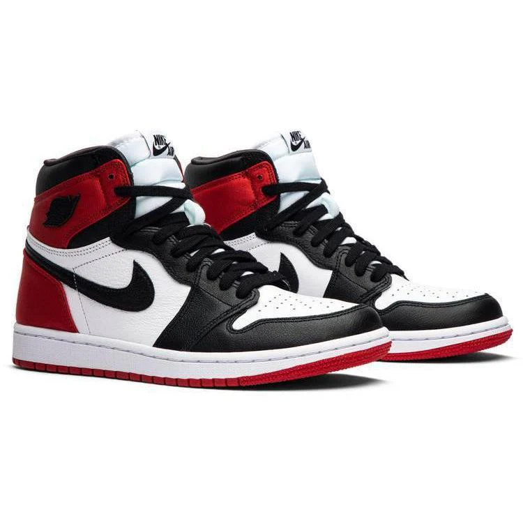 Nike Wmns Air Jordan 1 Retro High 'Satin Black Toe'. - Image 5